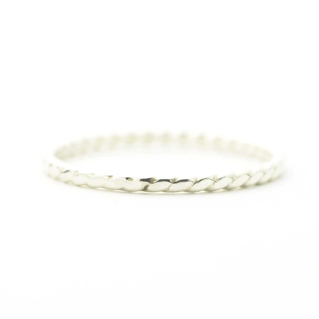 Twist Rope Ring