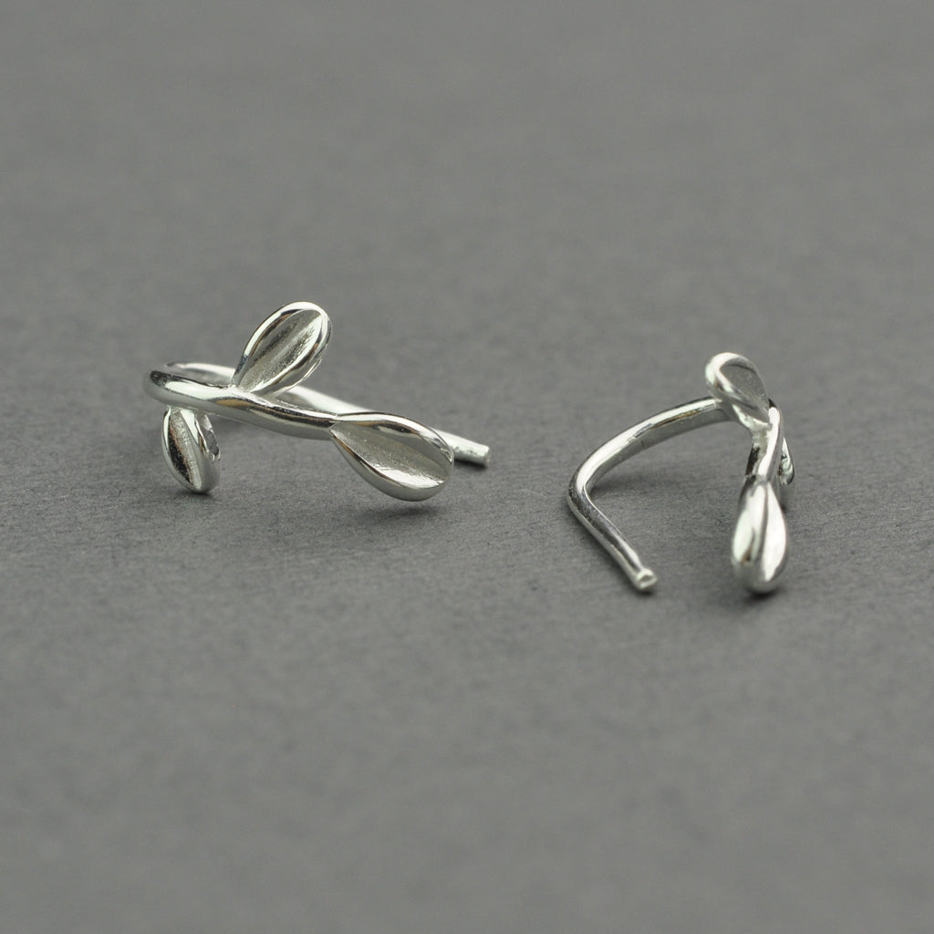 Leaves stud earring