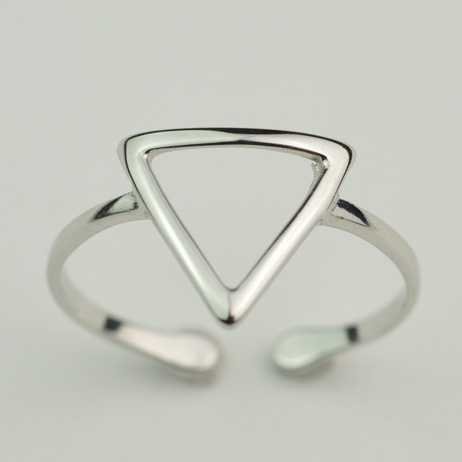 Triangle ring