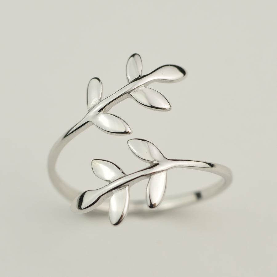 Simplistic silver olive leaves ring