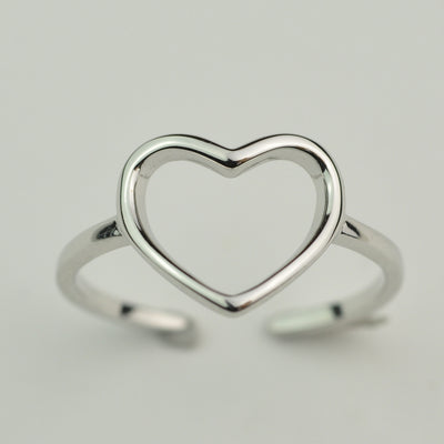 Minimalist heart ring