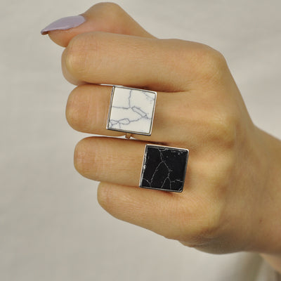 Square marble pattern ring