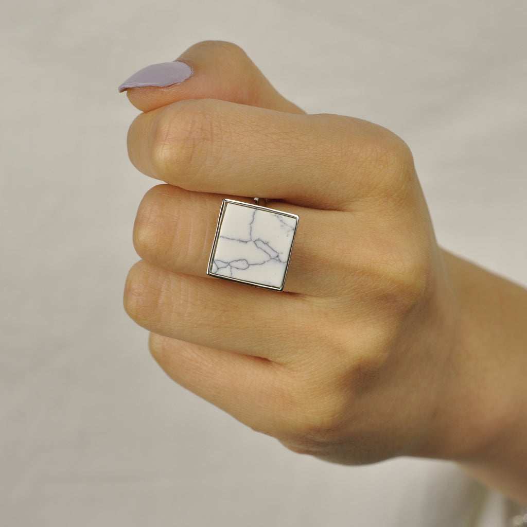 Square marble pattern ring