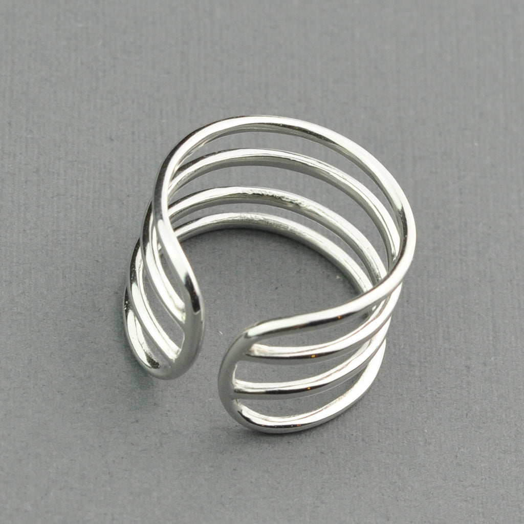 Minimalist 4 layered ring
