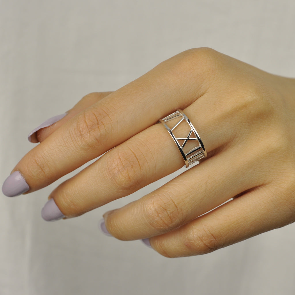 Minimalist roman numerals ring