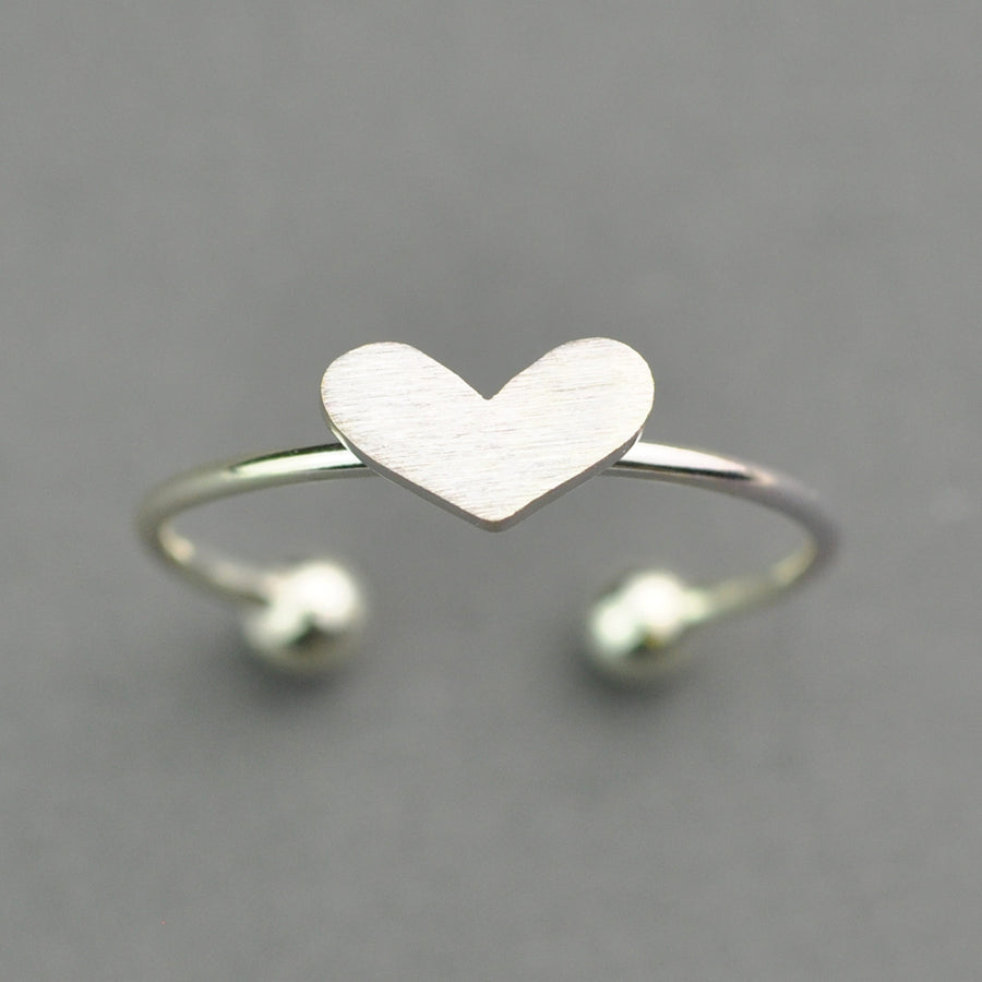 Satin heart ring