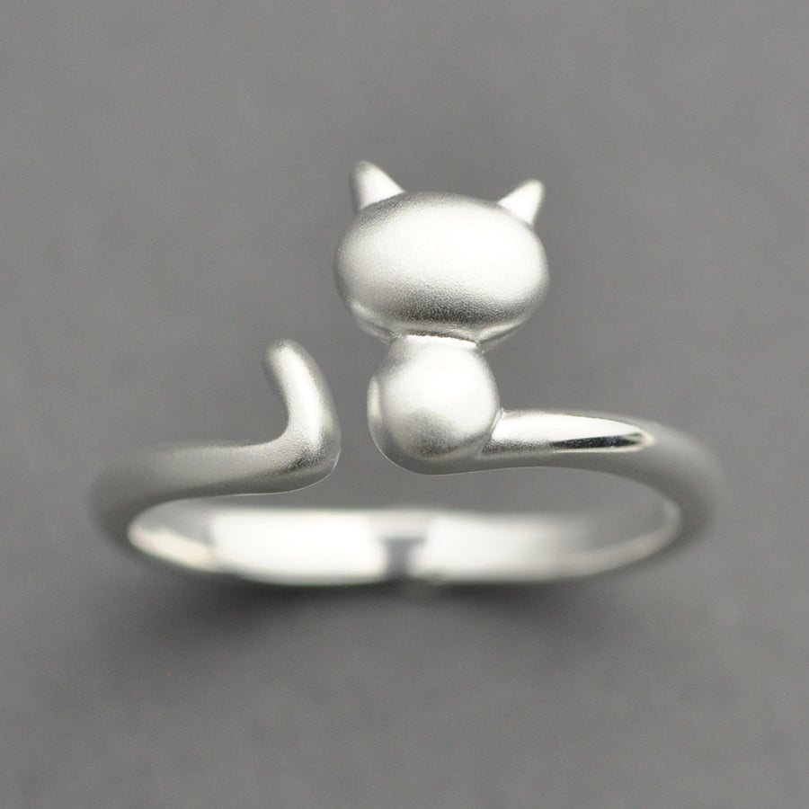 Satin cat facade ring