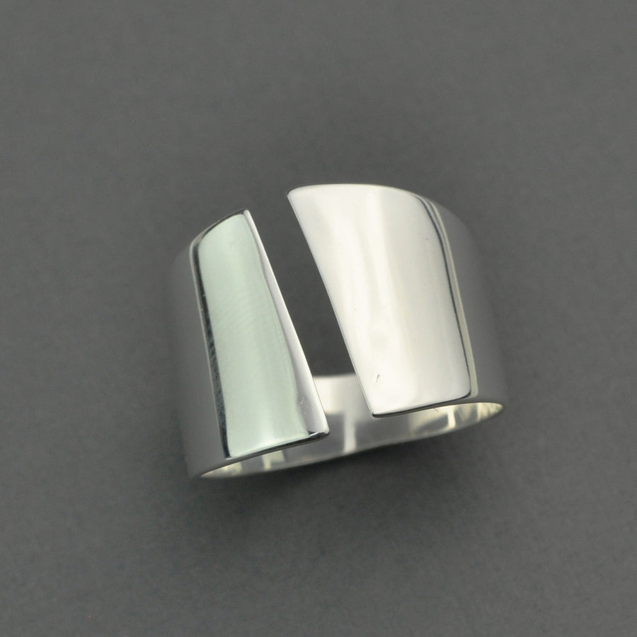 Wide band shiny ring